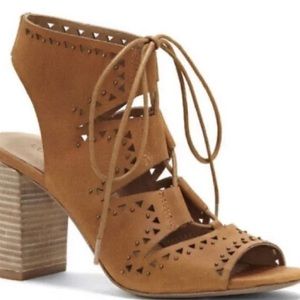 lucky brand tie up brown heels